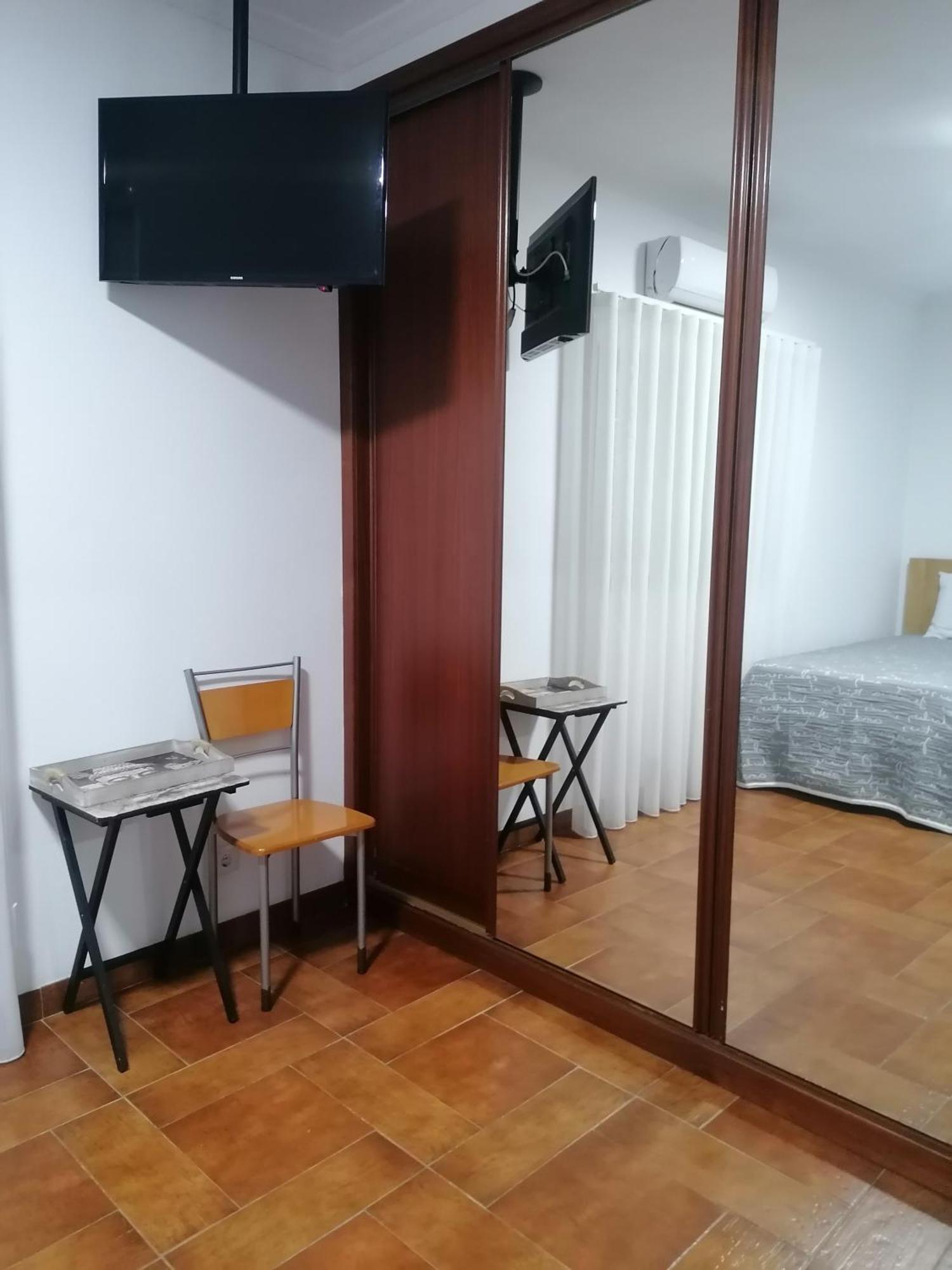 Hostel Encostas Do Douro Marco de Canavezes 외부 사진
