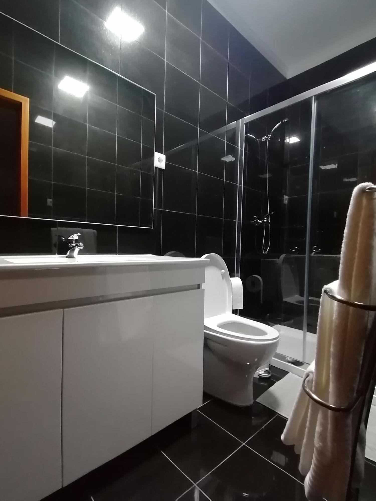 Hostel Encostas Do Douro Marco de Canavezes 객실 사진